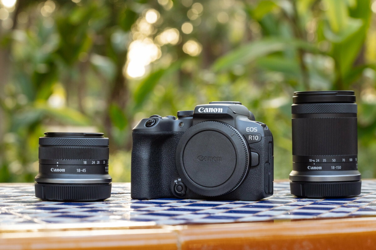 Canon EOS R10 lens 18-45 and 18-150