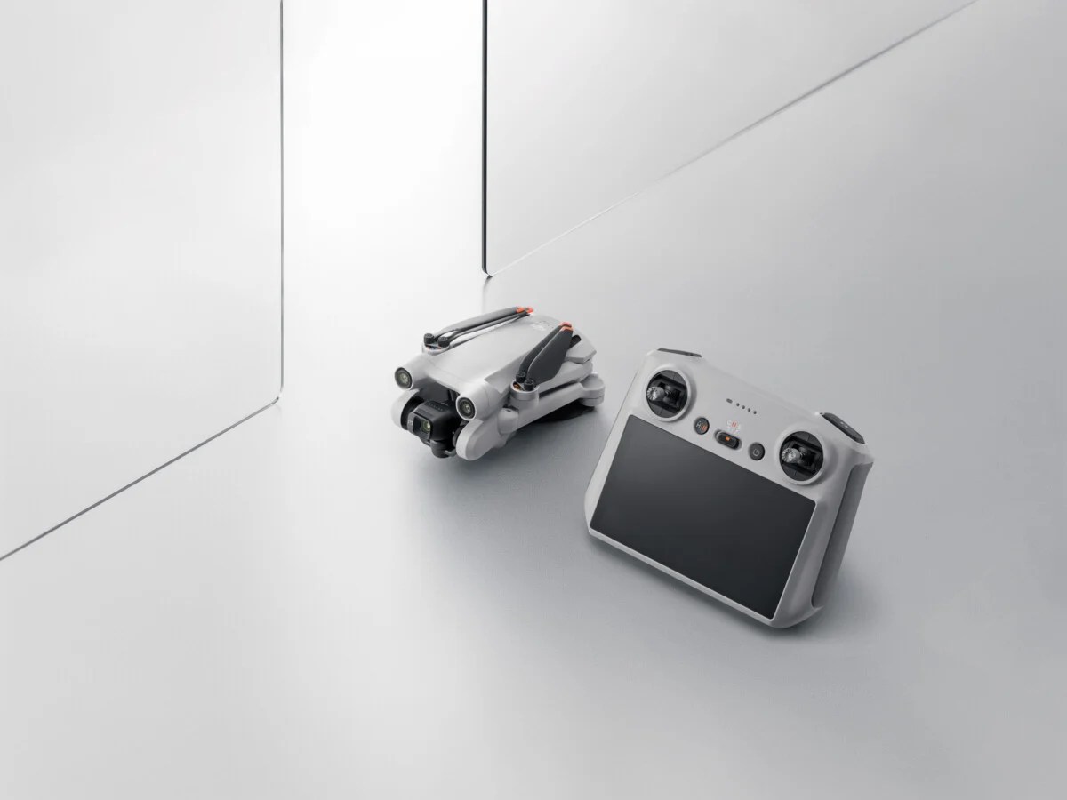 DJI Mini 3 Pro – Indoor 01 (Mini 3 + DJI RC)