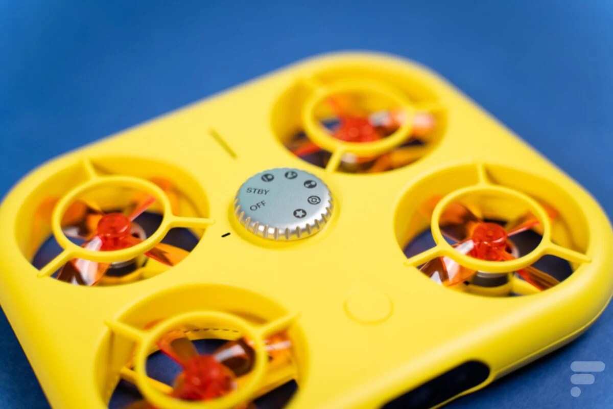Test du Pixy de Snapchat : mini-drone polyvalent, maxi fun en vidéo 9 snapchat pixy drone appareil photo