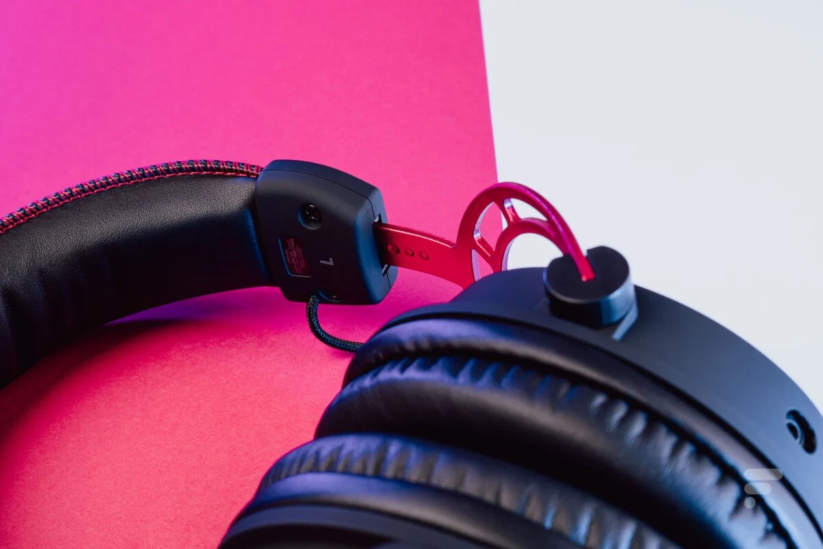 HyperX Cloud Alpha Wireless review: our full review - Headphones and  earphones - Gearrice