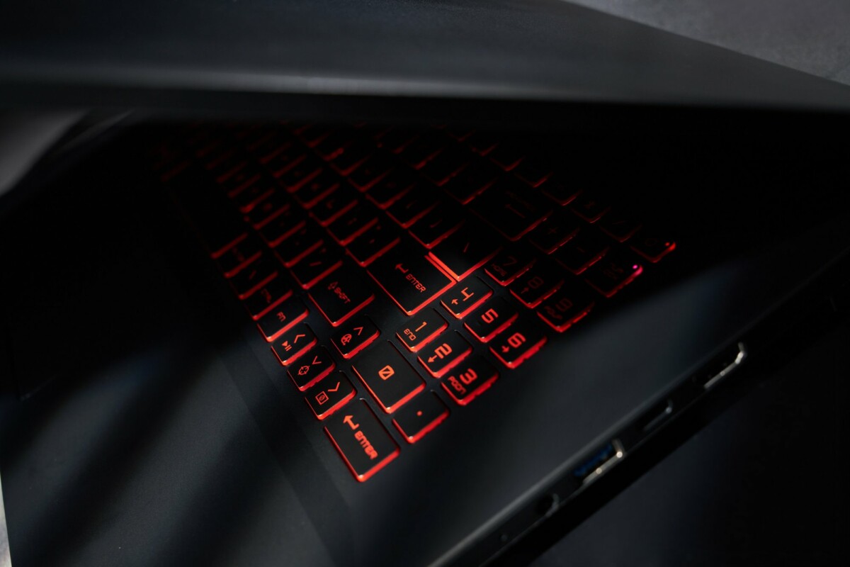 msi katana gf76 detail 15