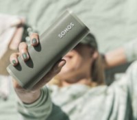 L'enceinte nomade Roam se décline désormais en vert // Source : Sonos