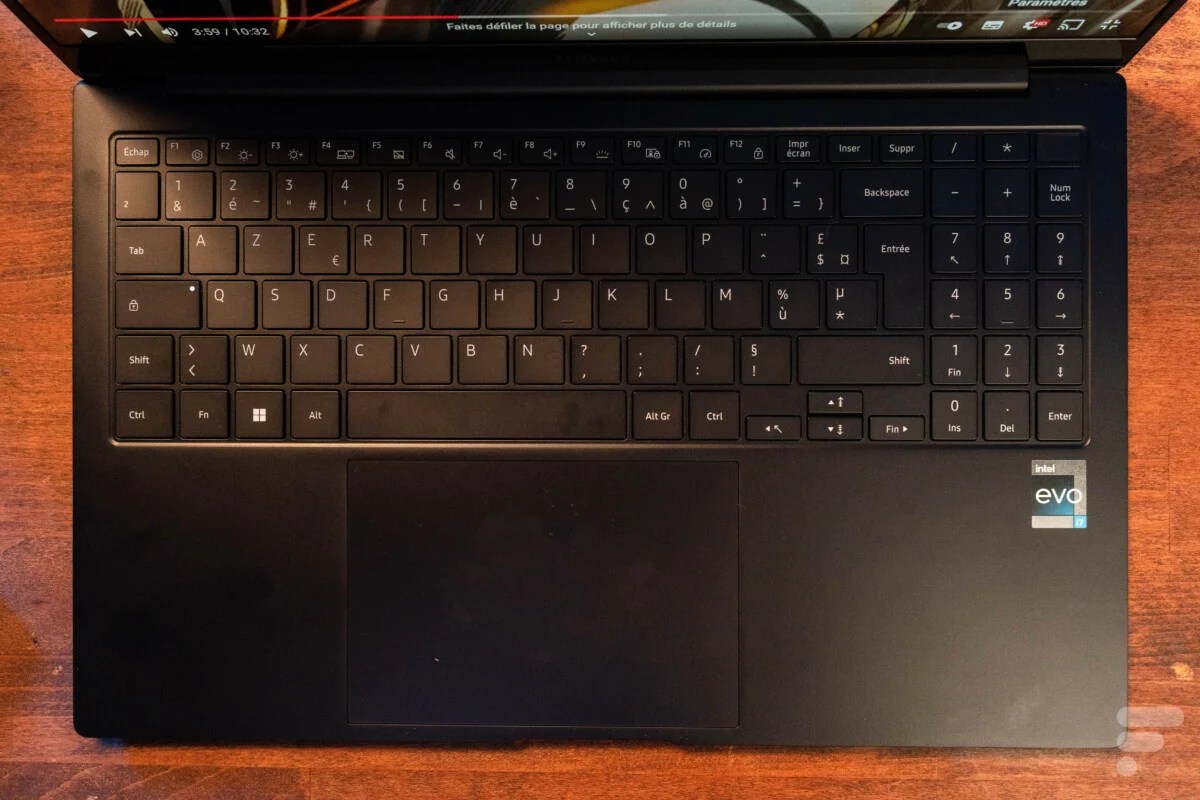 Samsung Galaxy Book 2 Pro 2022 (2)