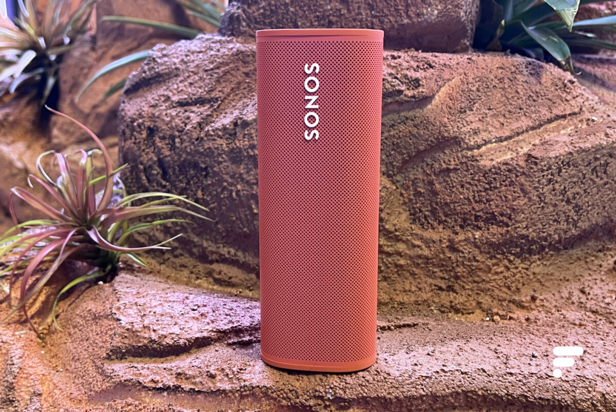 The Sonos Roam mobile speaker takes on colors