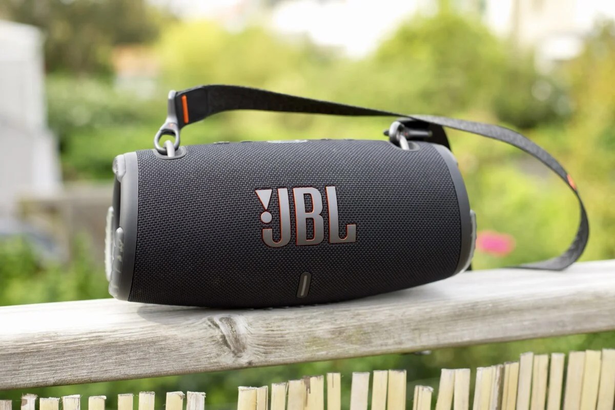 Haut-parleur portatif sans fil Xtreme 3 de JBL - noir