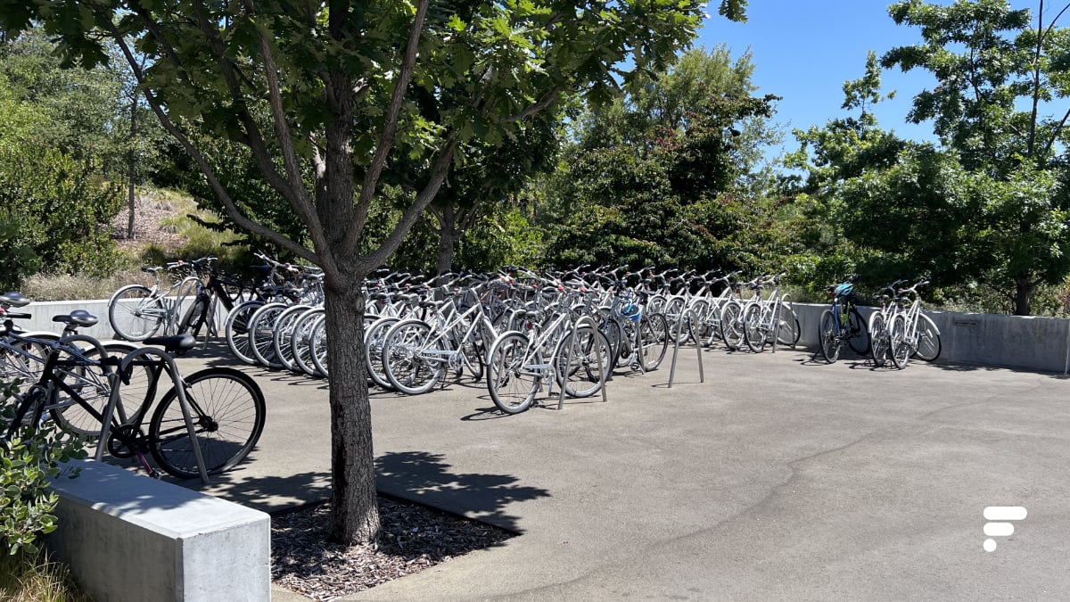 On a visité l&rsquo;Apple Park, le QG super moderne d&rsquo;Apple