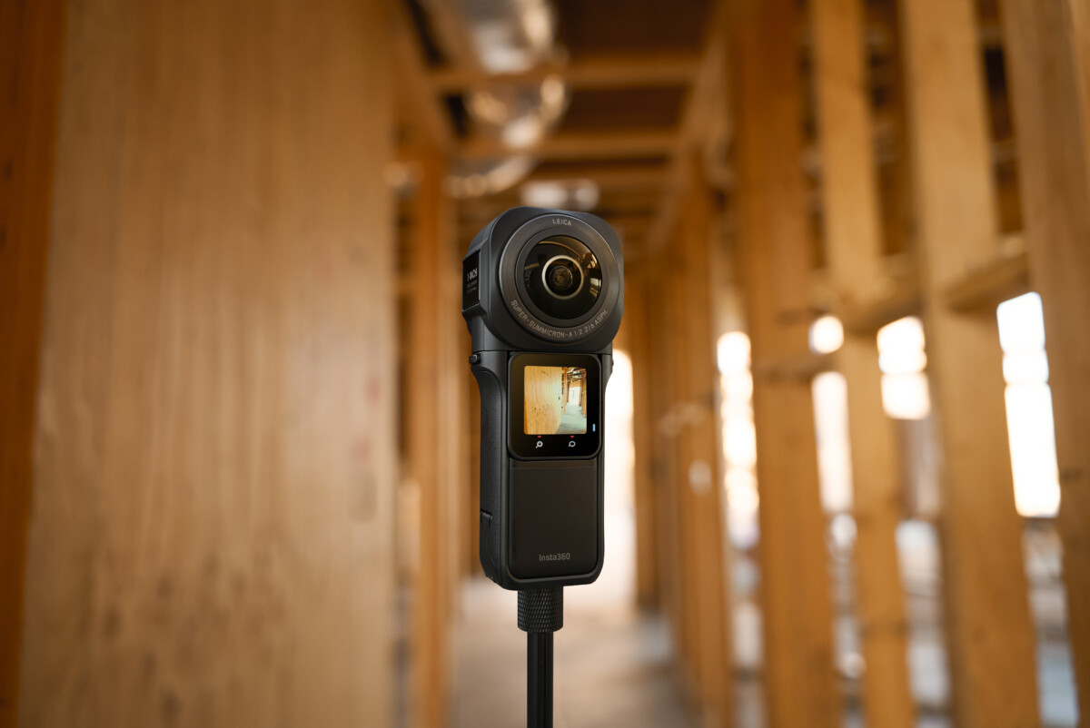 insta360-one-rs-1-inch-360-edition-action