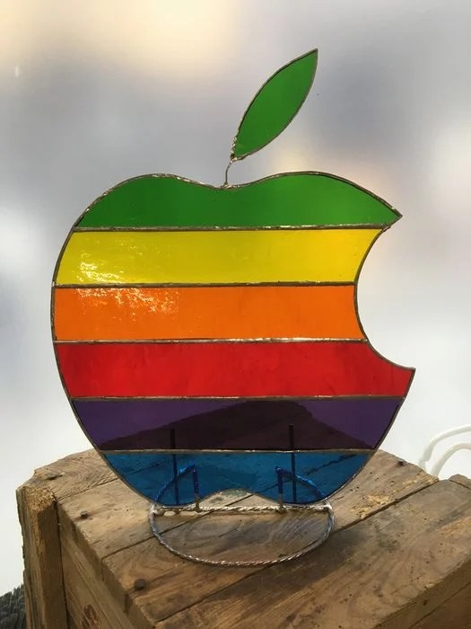 apple-logo