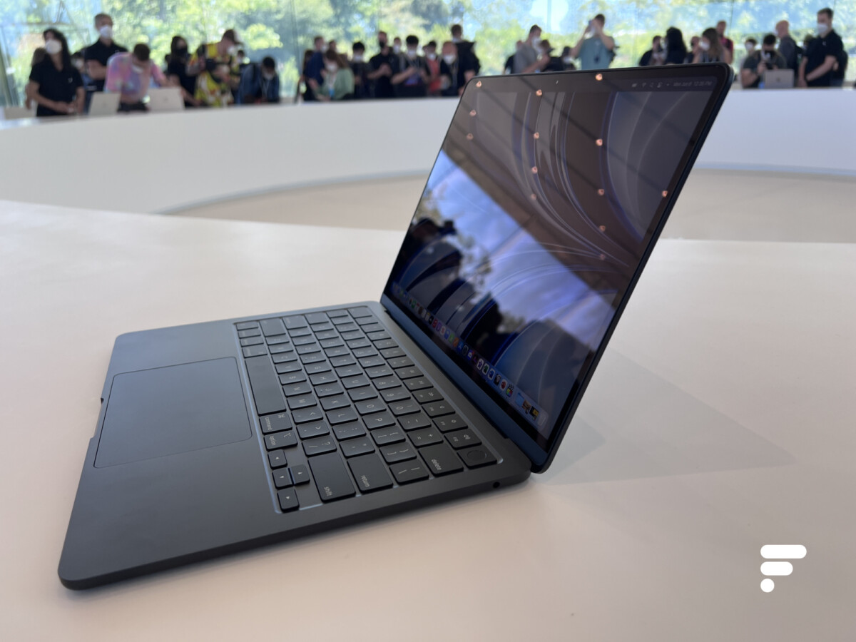 Apple Macbook Air M2 coté