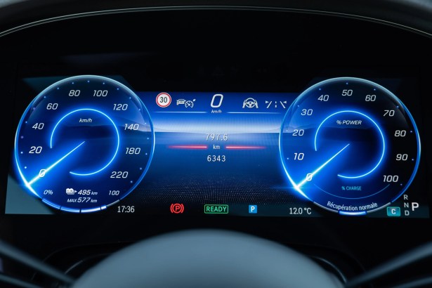 Mercedes EQS 20220226173631