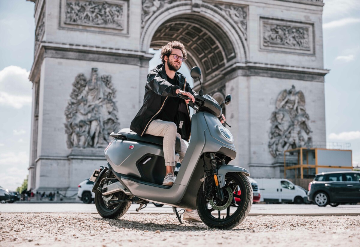 Pourquoi Acheter un Scooter Électrique ?! Guide d'Achat Scooter Électrique  125 ! Avis/Test/Review 