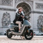 Essai du Niu MQi GT Evo : un scooter électrique 125 cc aux performances redoutables