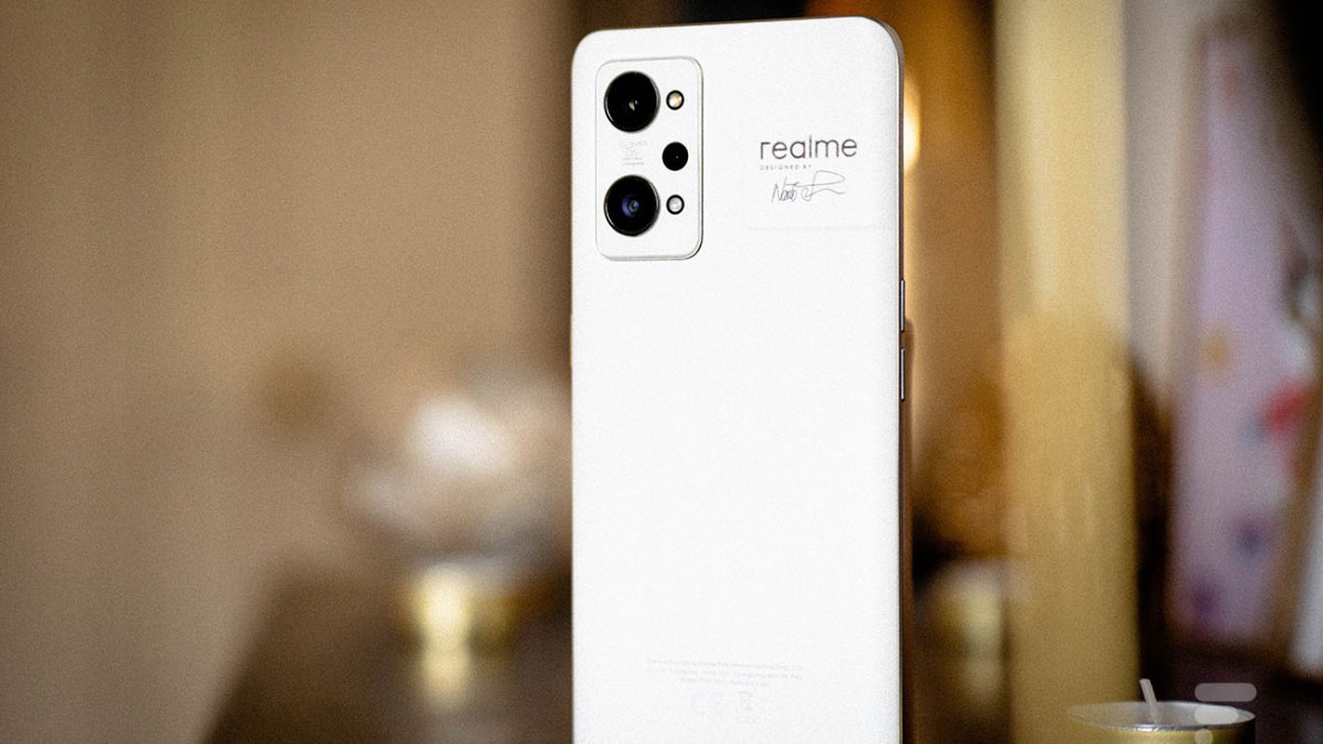 Le Realme GT 2