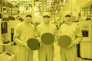 Samsung riposte contre TSMC en lançant la production de puces 3 nm