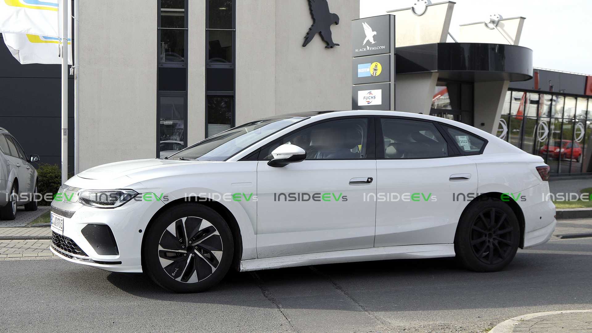 Crédit : InsideEVs