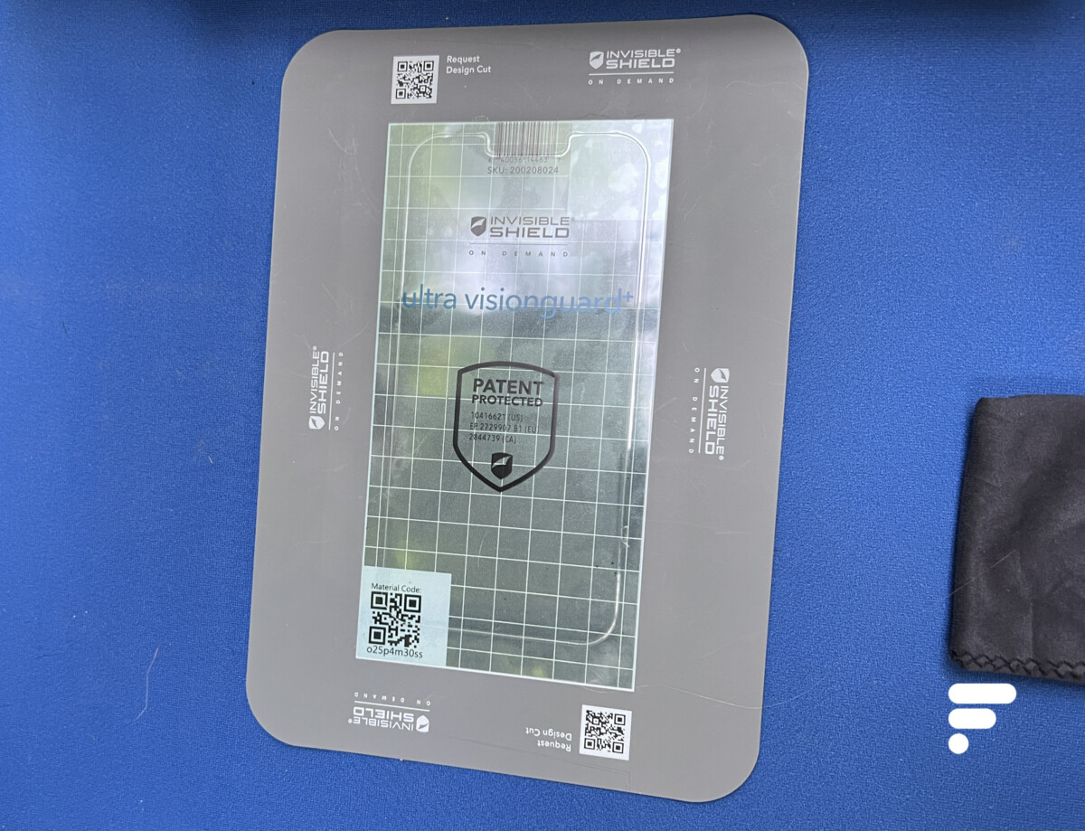 2 minutes pour une protection d&rsquo;écran sur mesure : on a essayé ce nouveau service
