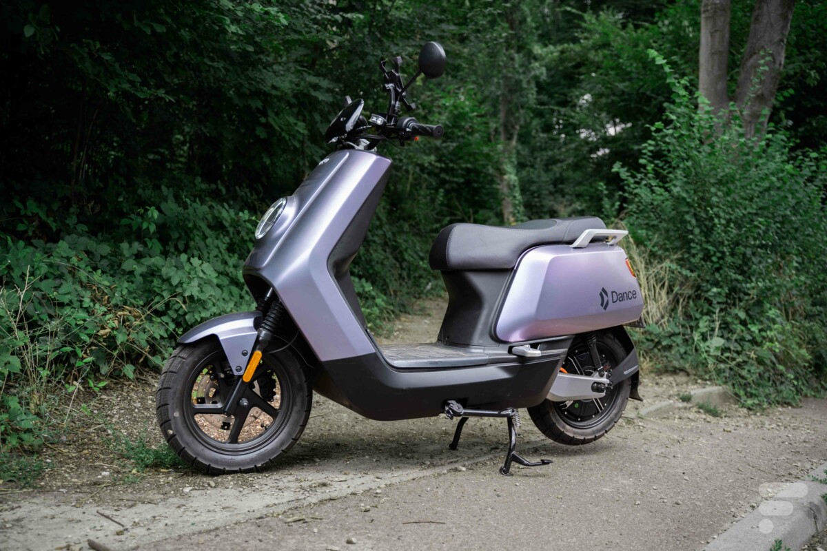 Dance Scooter 1