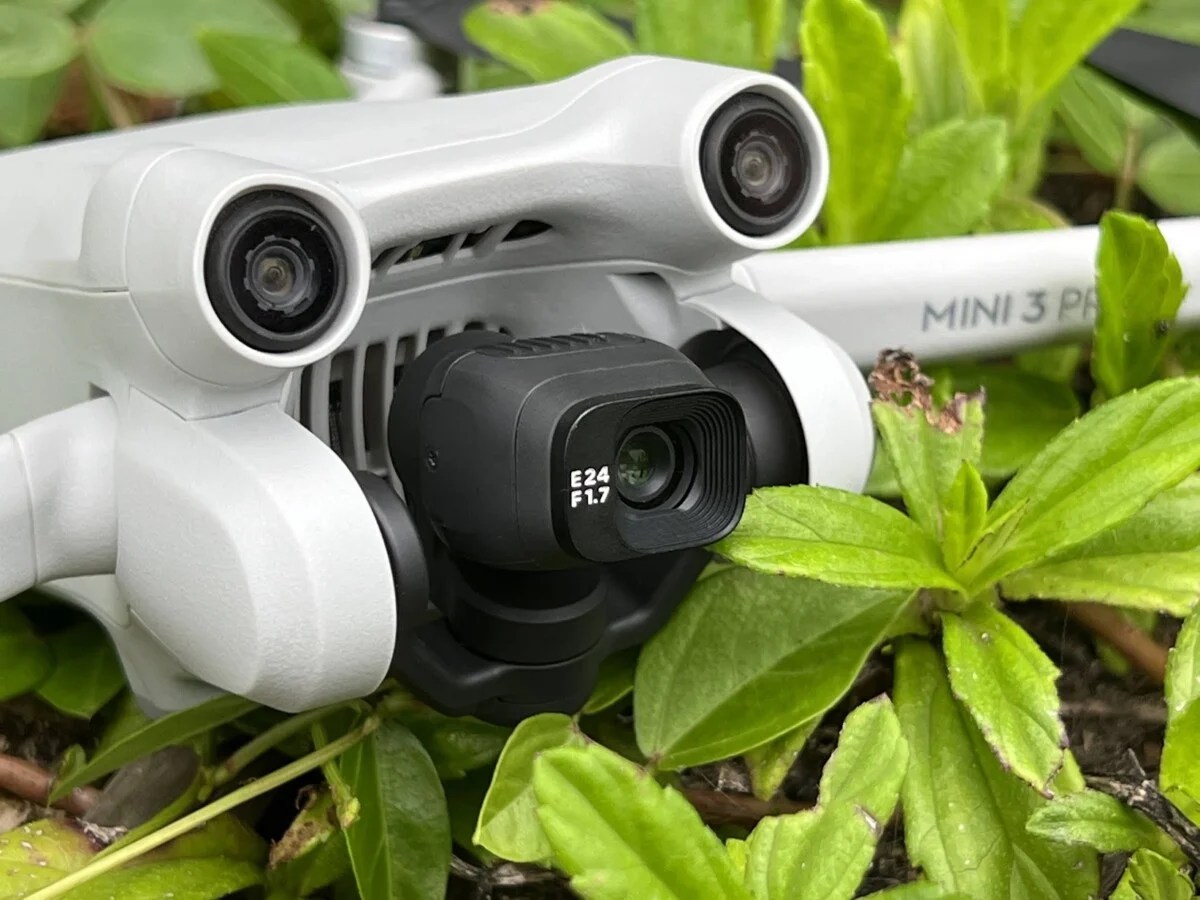 DJI Mini 3 Pro – Nacelle proche du sol
