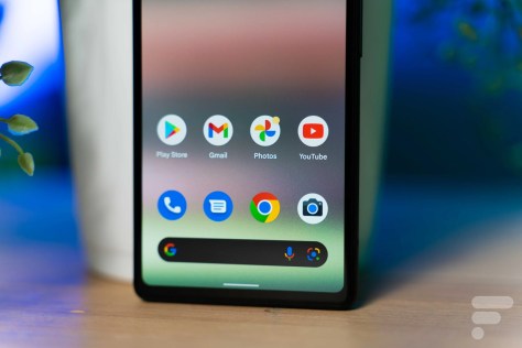 Le bas de l'écran du Google Pixel 6a // Source : Chloé Pertuis - Frandroid