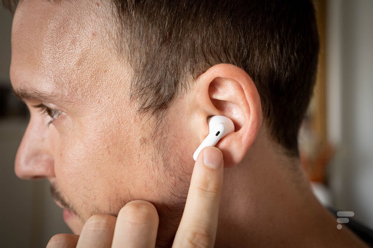 Les Honor Earbuds 3 Pro disposent de tiges tactiles