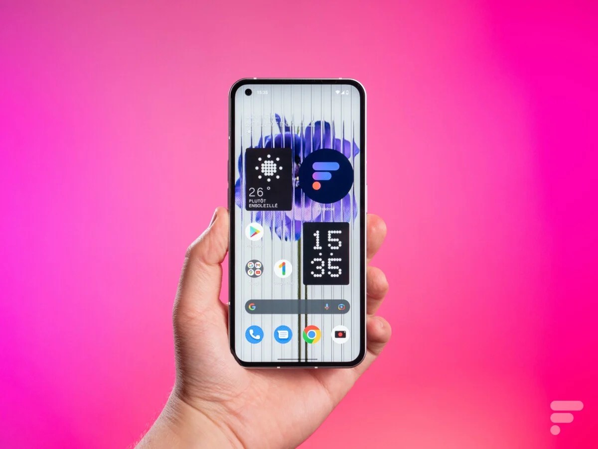 Google Pixel 6a vs Nothing phone (1) : lequel est le meilleur smartphone ?