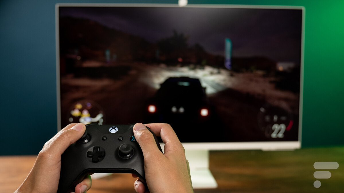 Samsung Smart Monitor M8 Xbox Cloud Gaming Review (8)