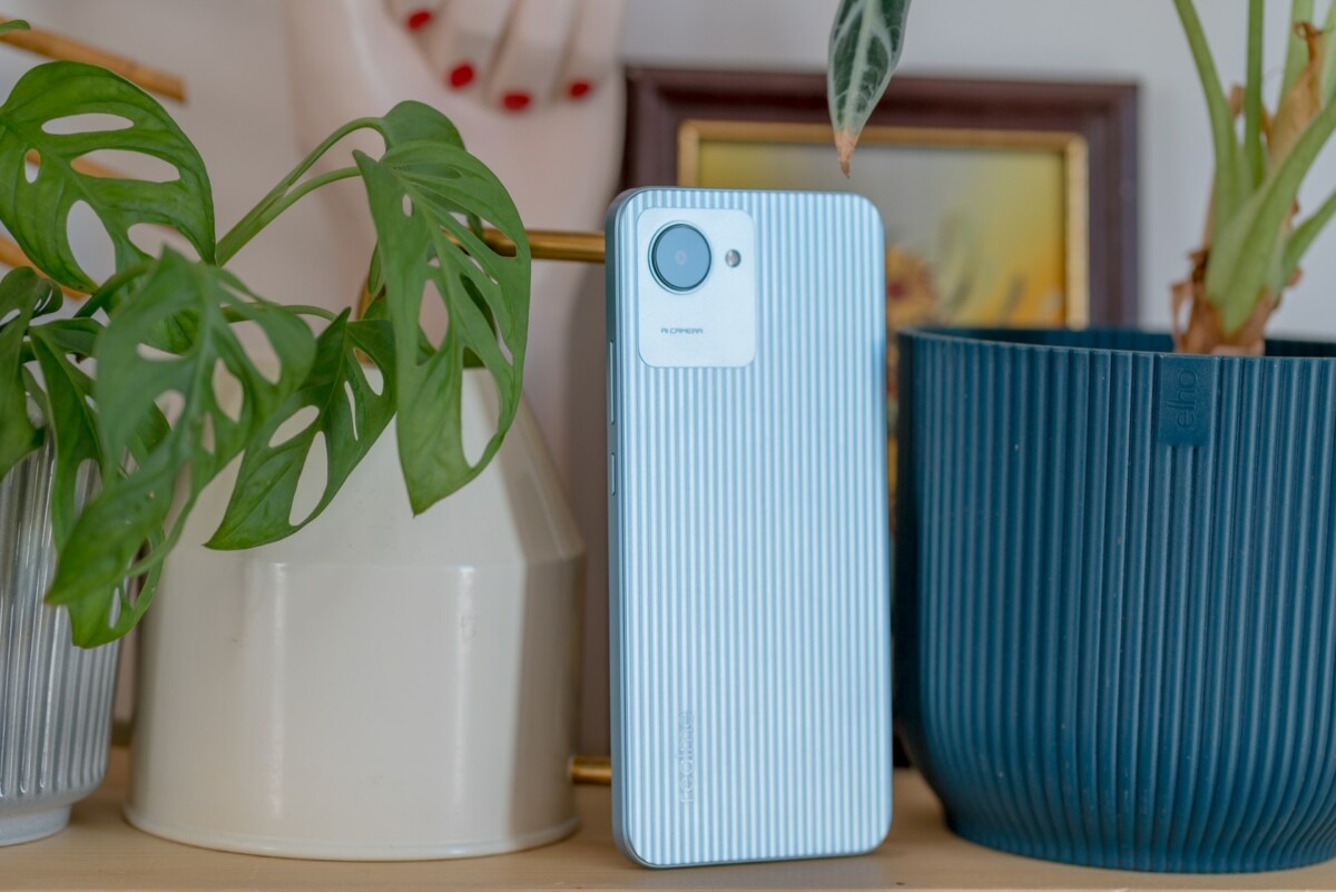 realme C30