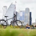 Trek officialise deux vélos électriques urbains et polyvalents à des prix intéressants