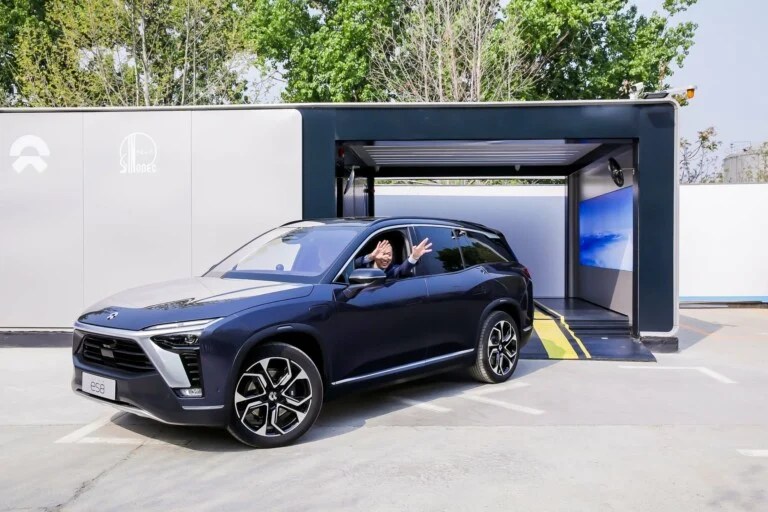 Electric cars: Nio arrives in Europe with its battery exchange stations