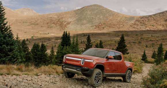 2022-Rivian-R1T-14