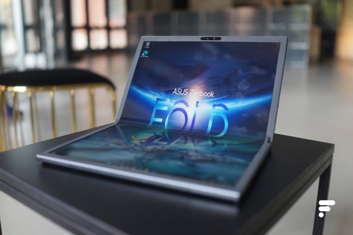 Asus Zenbook 17 Fold OLED%0A –  Frandroid –  DSC02039
