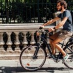 Elops 900 E : ce vélo électrique Décathlon déjà abordable coûte 500 € de moins en reconditionné