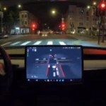 Tesla : son Autopilot se comporte très étrangement face aux piétons