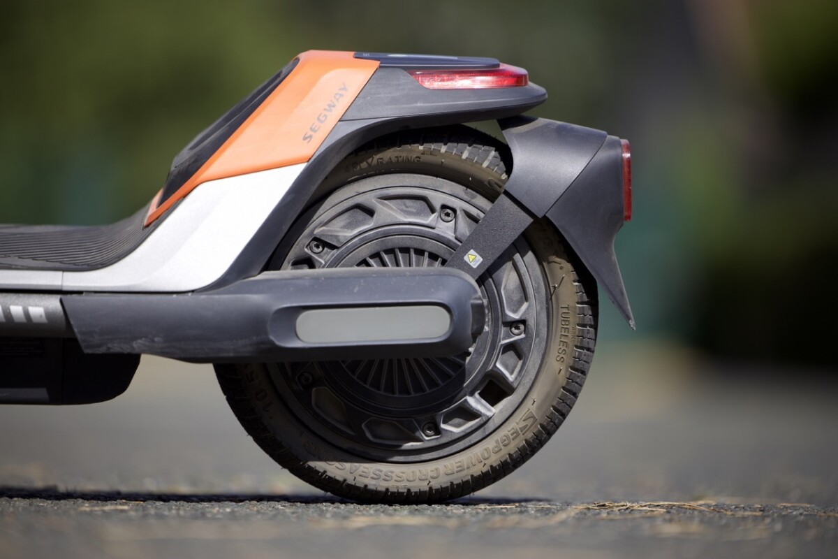 Ninebot Kickscooter P65E