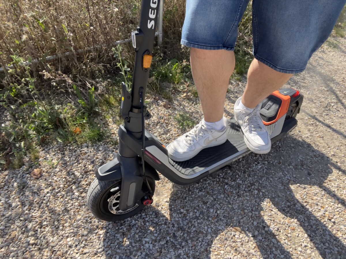 Ninebot Kickscooter P65E