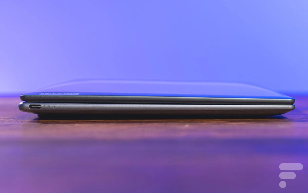 Lenovo Yoga Slim 7i Carbon 2022 test 6