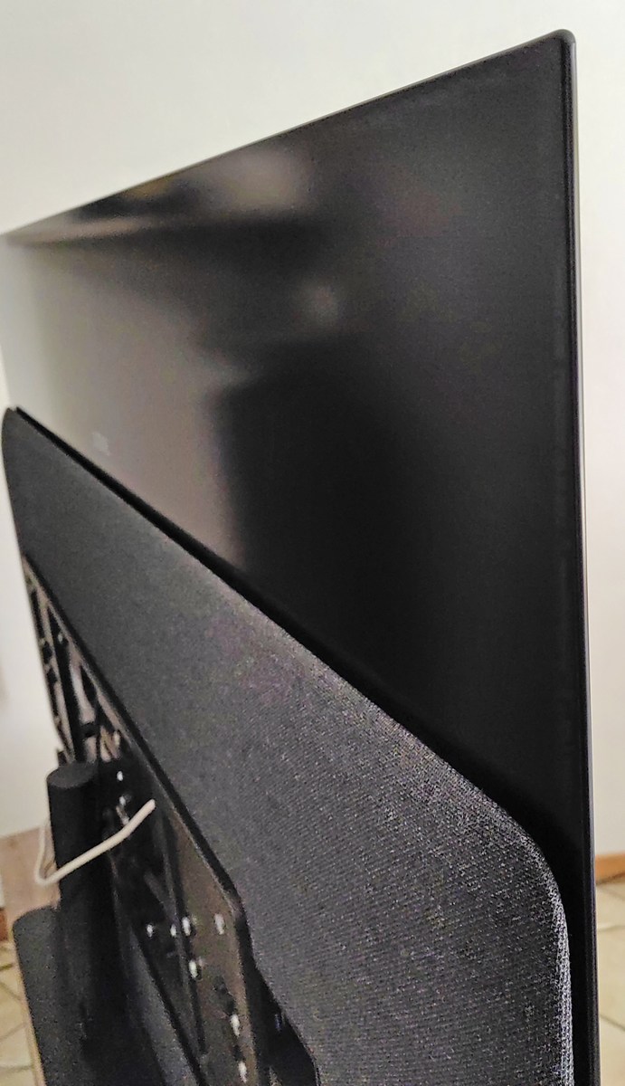 Test du Loewe bild i.65 dr+ set : une image de qualité, mais trop peu lumineuse