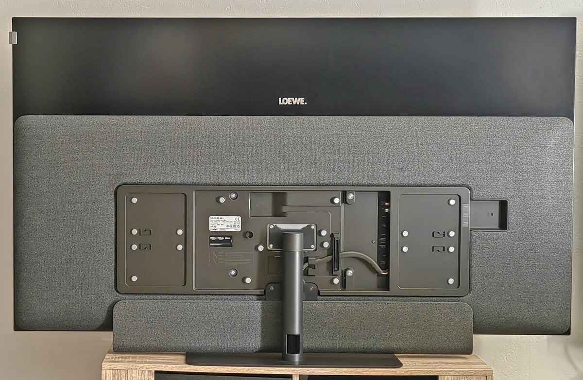 Test du Loewe bild i.65 dr+ set : une image de qualité, mais trop peu lumineuse
