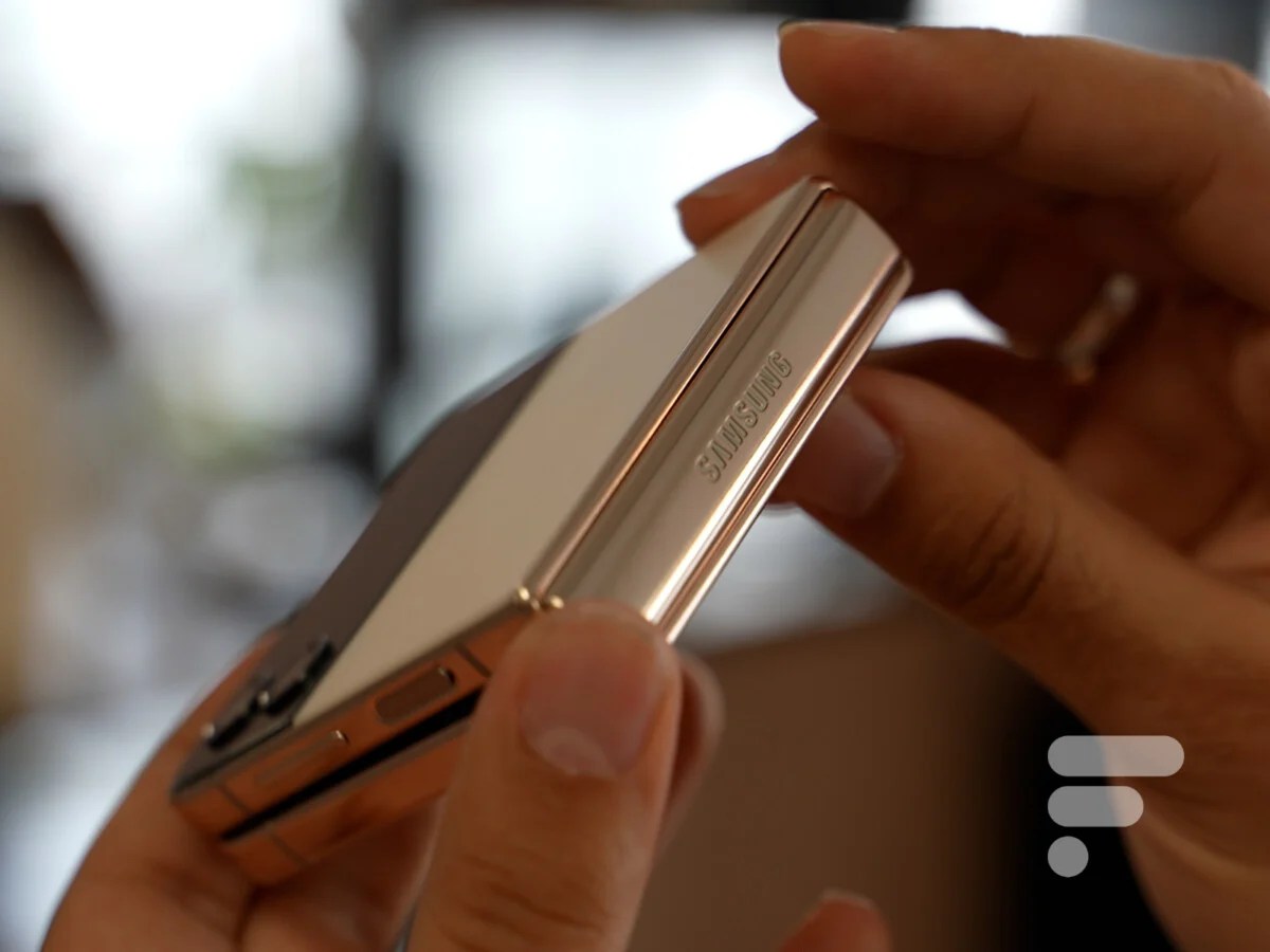 Samsung Galaxy Z Flip 4 charnière