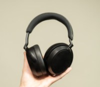 Le Sennheiser Momentum 4 Wireless // Source : Anthony Wonner pour Frandroid