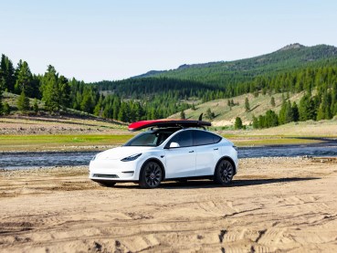 Tesla Model Y - 0x0-ModelY_03