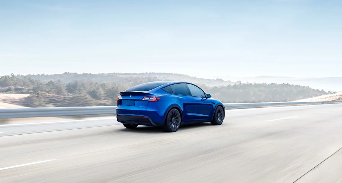 tela model Y