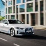BMW i4: price and autonomy evolve to counter the Tesla Model 3