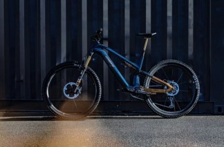 This overpriced electric mountain bike makes you dizzy