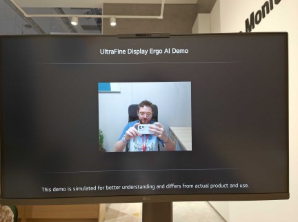 LG UltraFine Display Ergo AI (1)