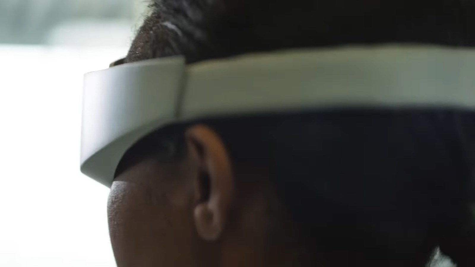 Meta Quest Pro : une fuite dévoile le casque de VR next-gen en vidéo et ...