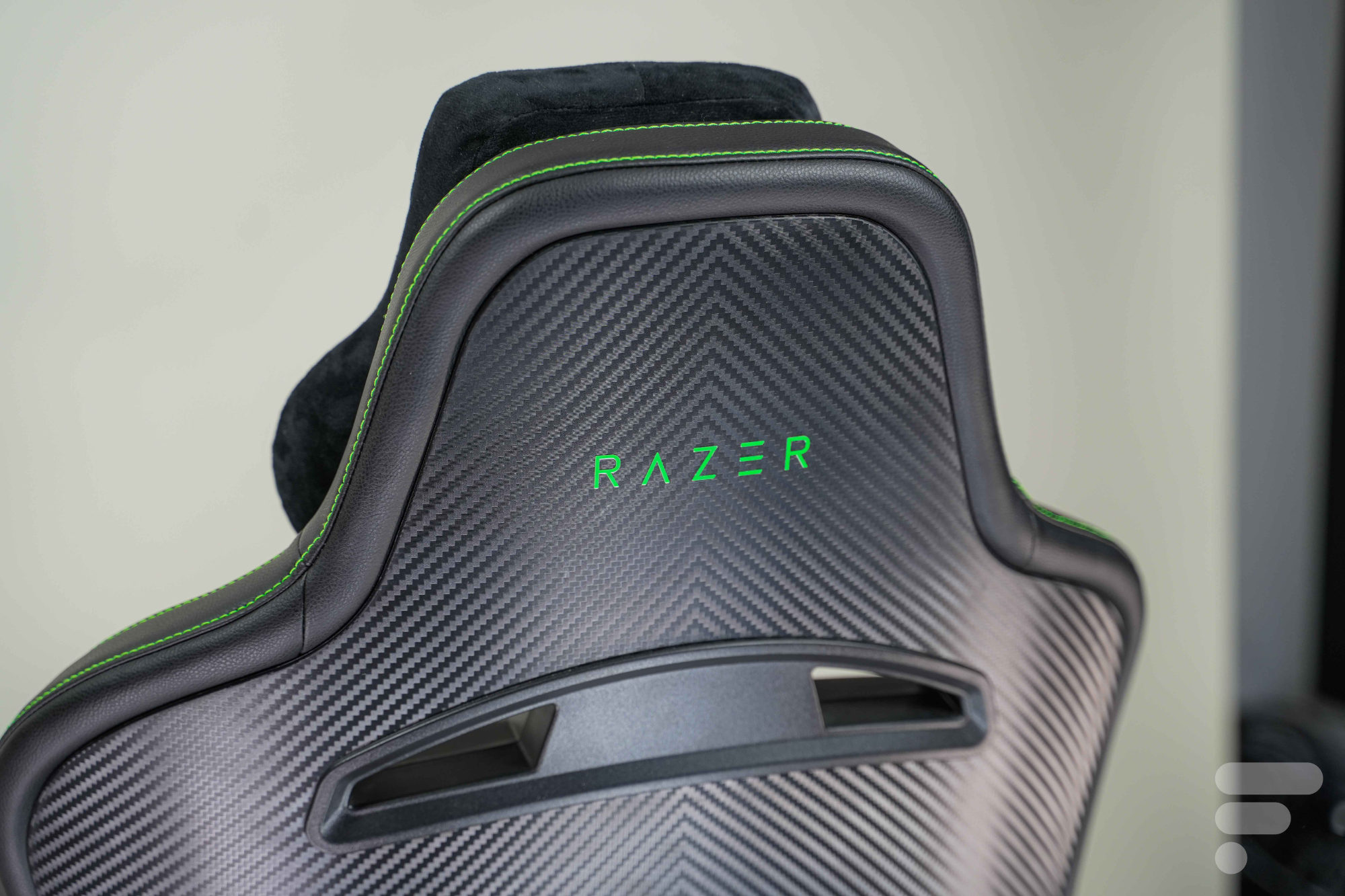 Chaise gaming Razer Enki Pro // Source : Chloé Pertuis - Frandroid