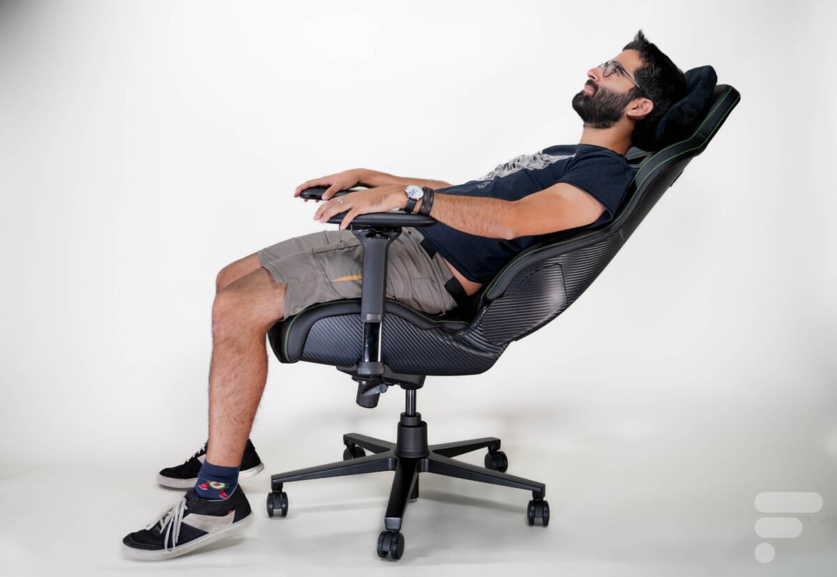 razer-enki-pro- (22)