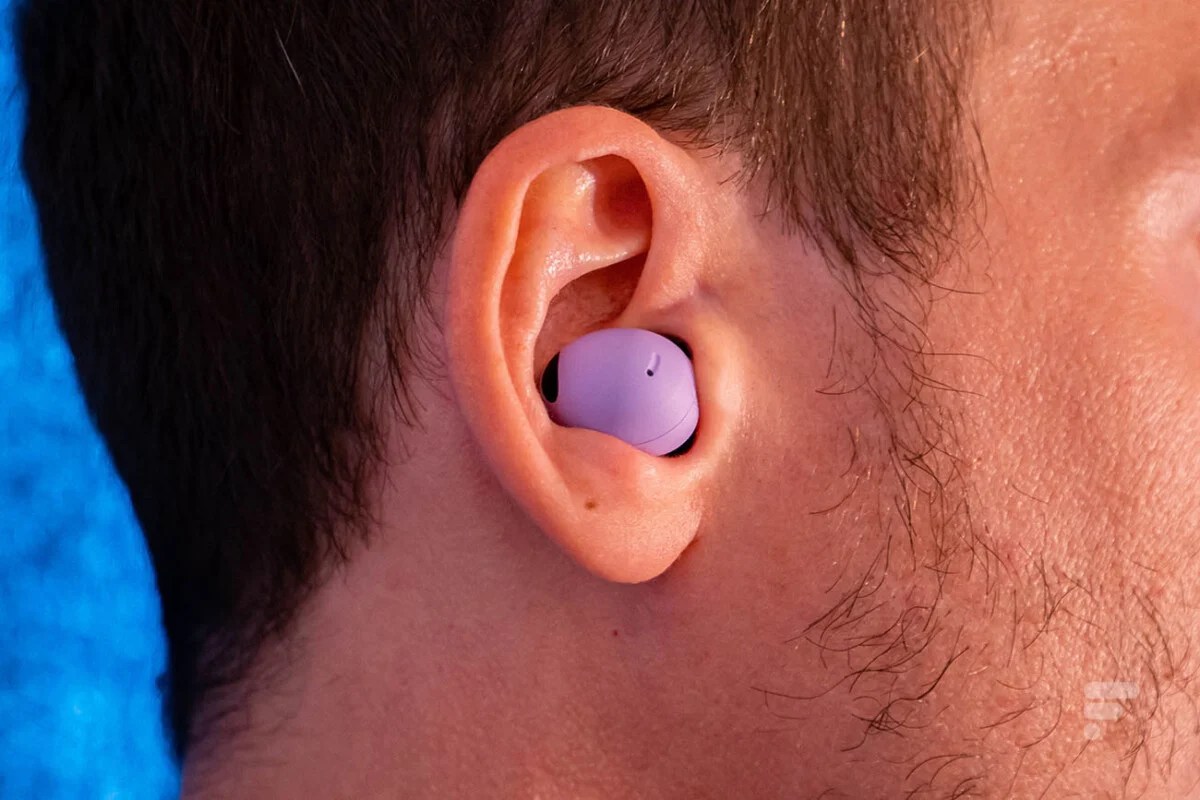 Les Samsung Galaxy Buds 2 Pro dans l'oreille