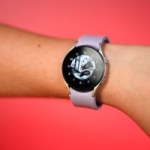 Galaxy Watch 5 : la dernière smartwatch de Samsung est à moitié prix